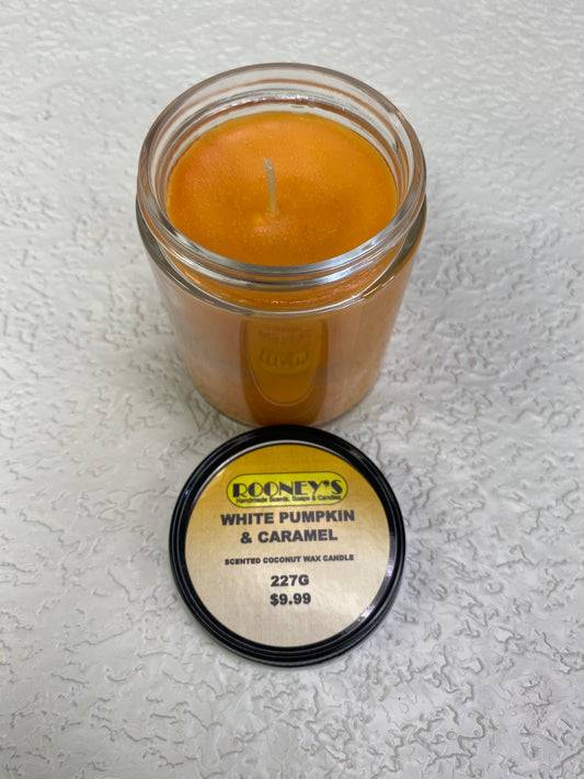 WHTIE PUMPKIN & CARAMEL CANDLE 227G