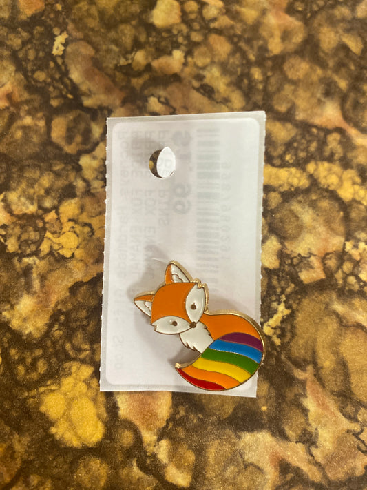 PRIDE FOX ENAMAL PIN