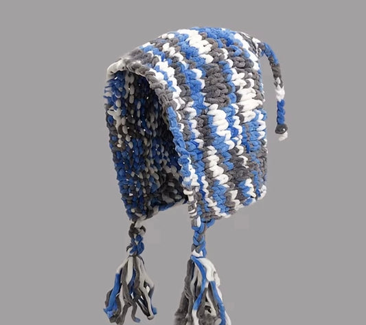 BLUE YARN BEANIE