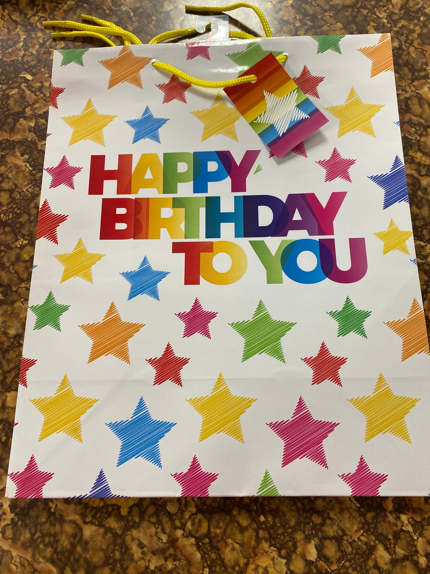 MEDIUM GIFT BAG HAPPY BIRTHDAY STARS