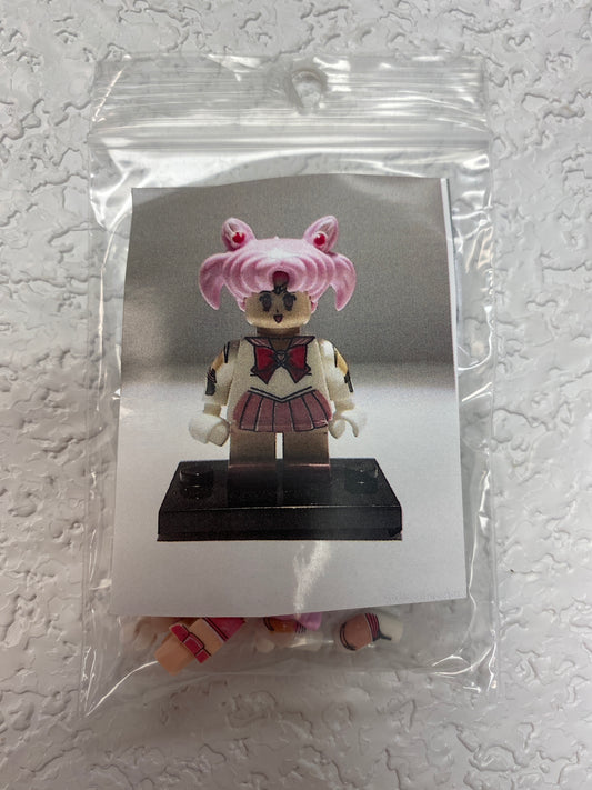 CHIBI MOON FIGURE