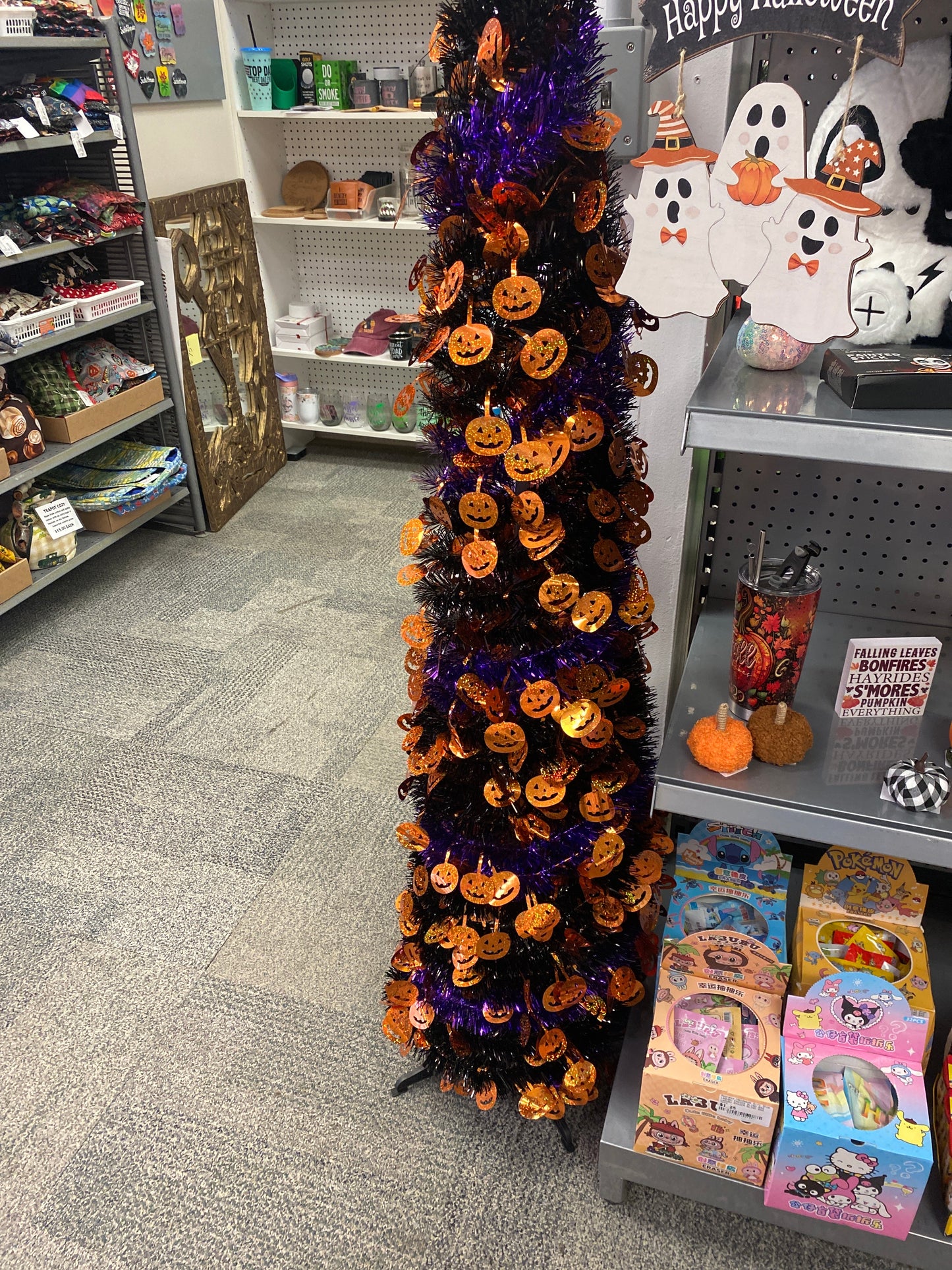 HALLOWEEN PUMPKIN TREE