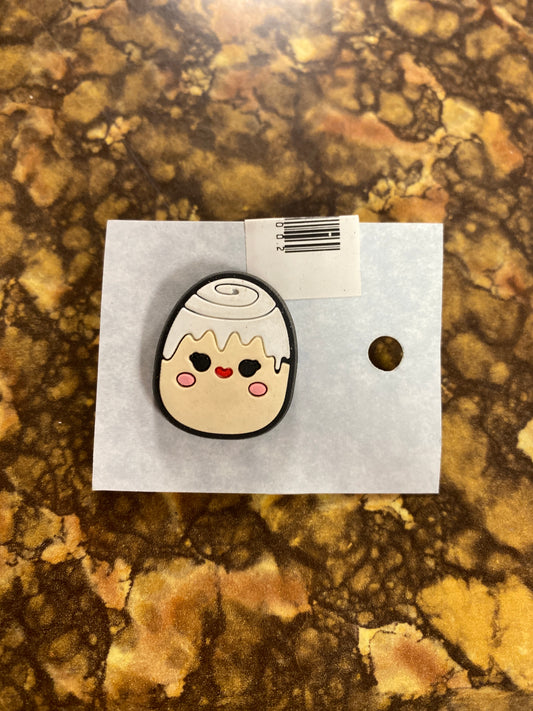 CINNAMON BUN PIN