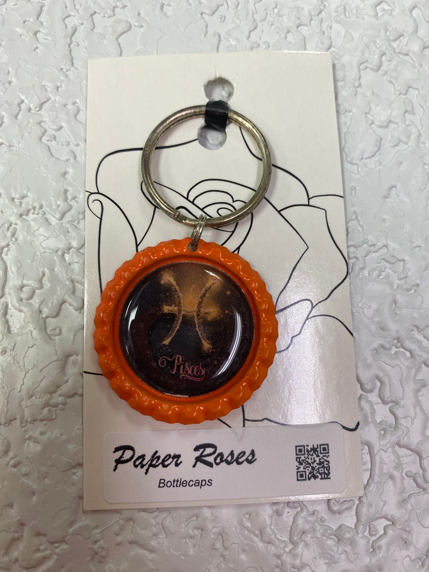 ORANGE PISCES BOTTLE CAP KEYCHAIN