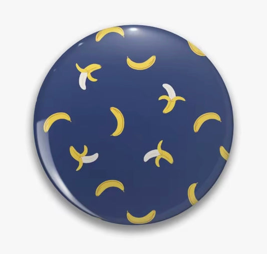 I SAW THEM BANANA SOCK SMALL BUTTON 1.25IN