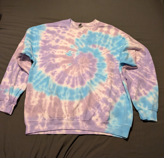 TYE DYED SWEATSHIRT LARGE