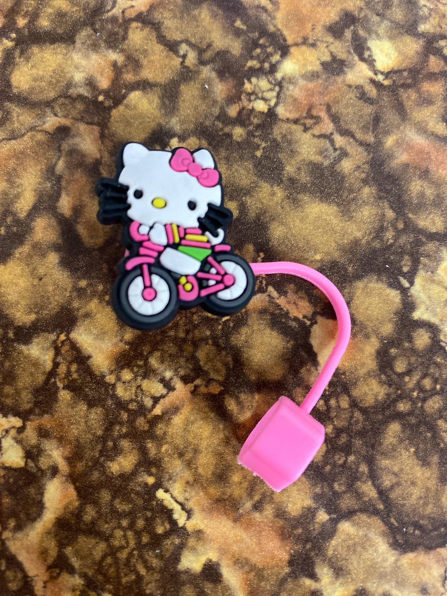 KITTY HELLO STRAW COVERS