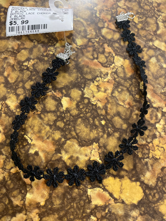 BLACK FLOWER LACE CHOKER
