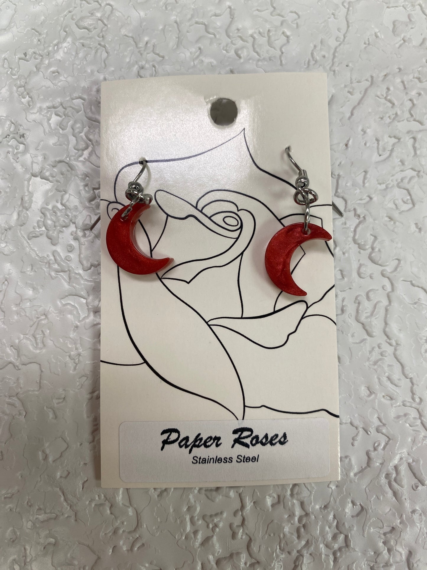 RED SMALL RESIN MOON EARRINGS