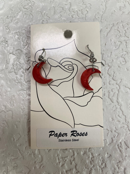 RED SMALL RESIN MOON EARRINGS