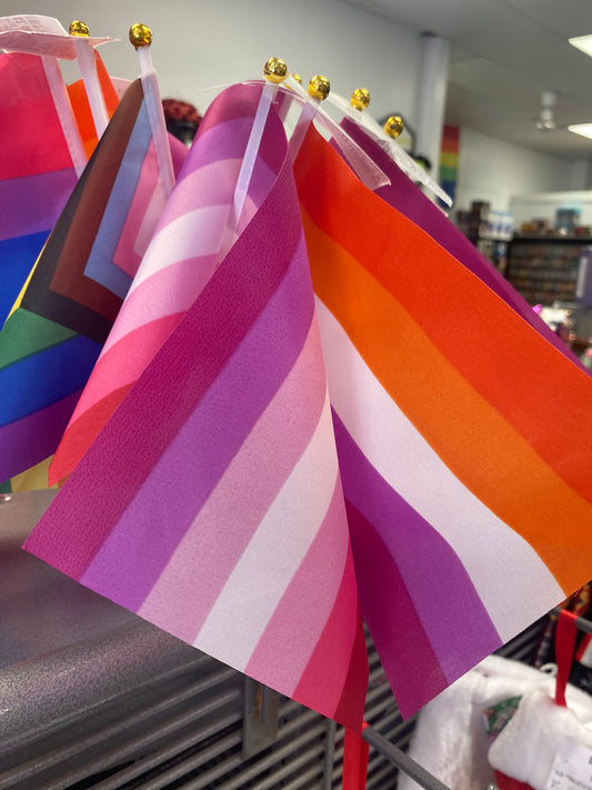 LESBIAN PRIDE HAND FLAG