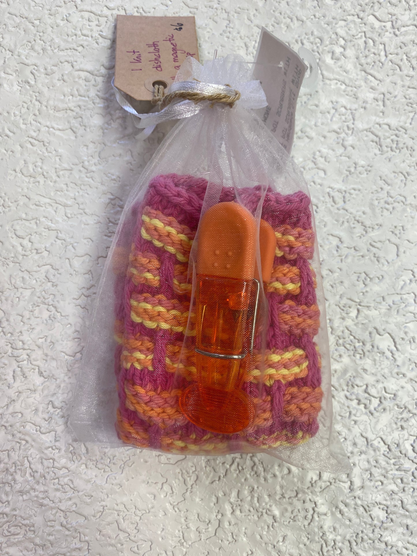 KNIT DISHCLOTH WITH CLIP