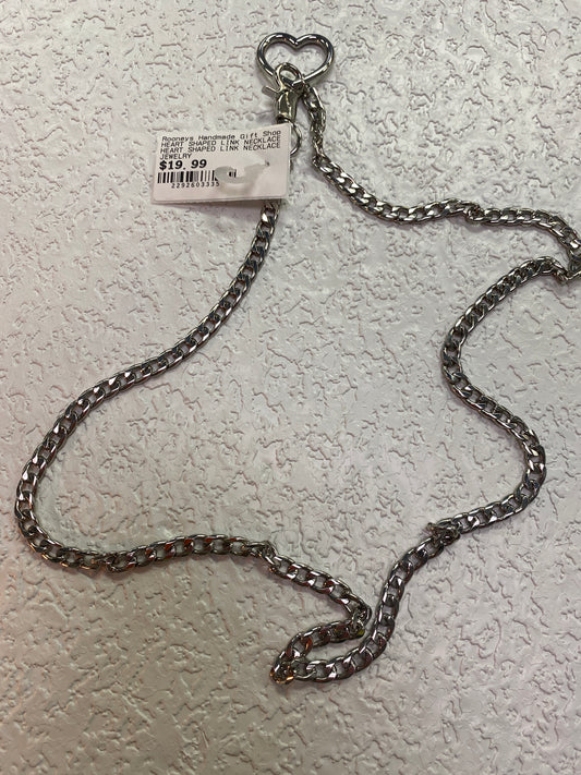 HEART SHAPED LINK NECKLACE