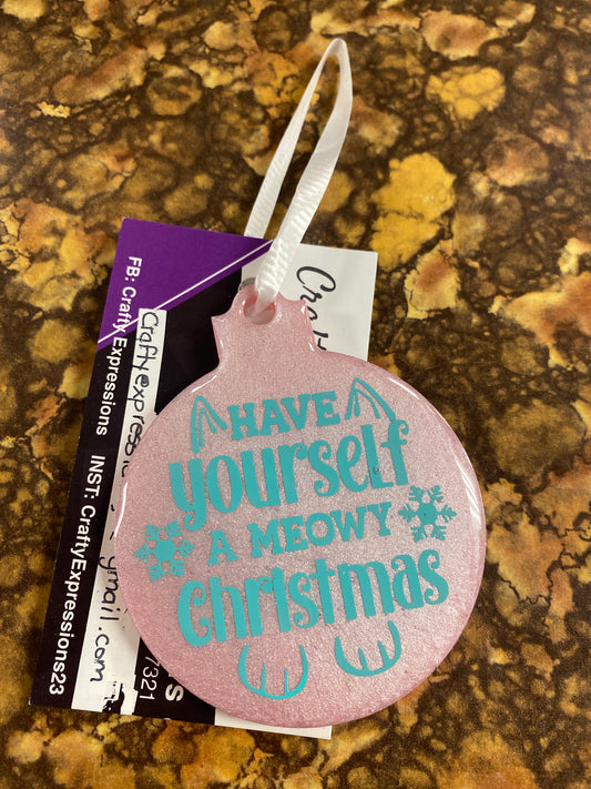 Resin Christmas orn moewy Christmas