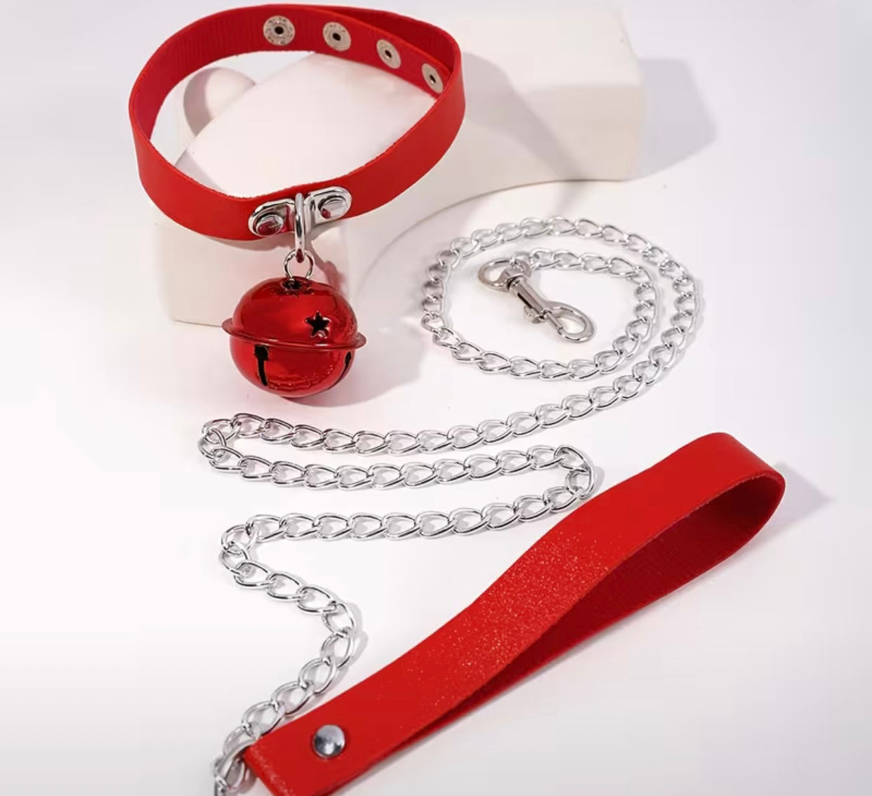 2PC RED FAUX LEATHER COLLAR WITH BELL