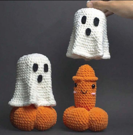 HANDMADE CROCHET HALLOWEEN PUMPKIN & GHOST DECOR