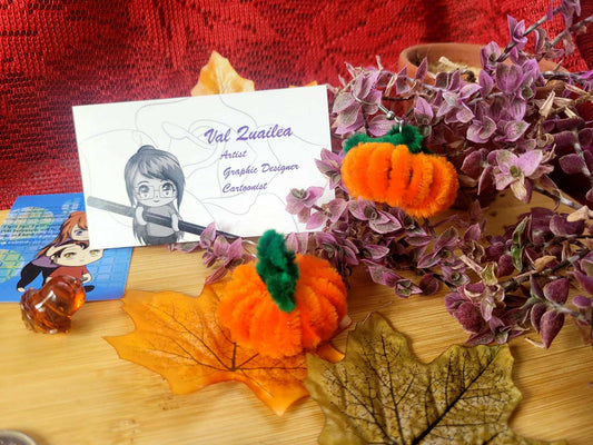SEASONAL PUMPKIN EARRINGS