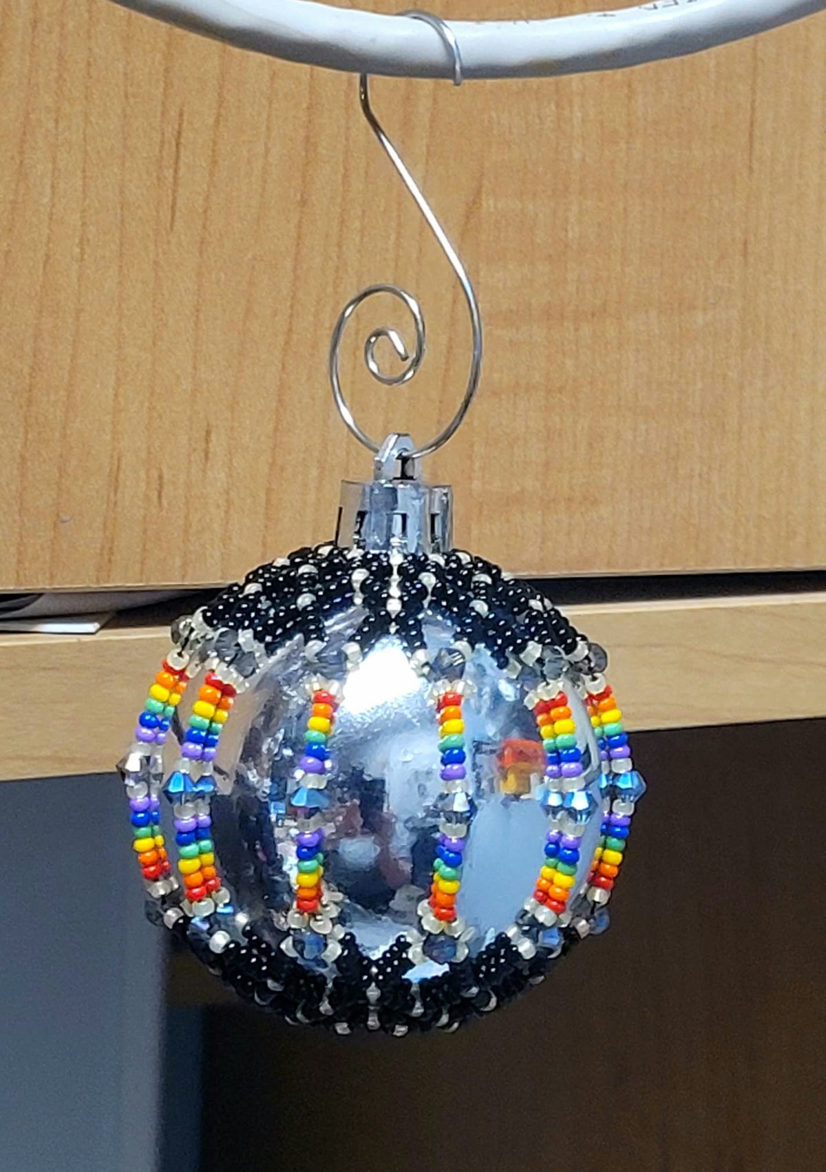 beaded christmas ornament bauble
